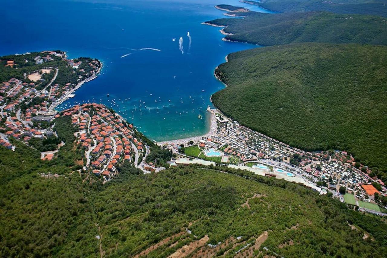 Mare And Terra Apartments Rabac Esterno foto